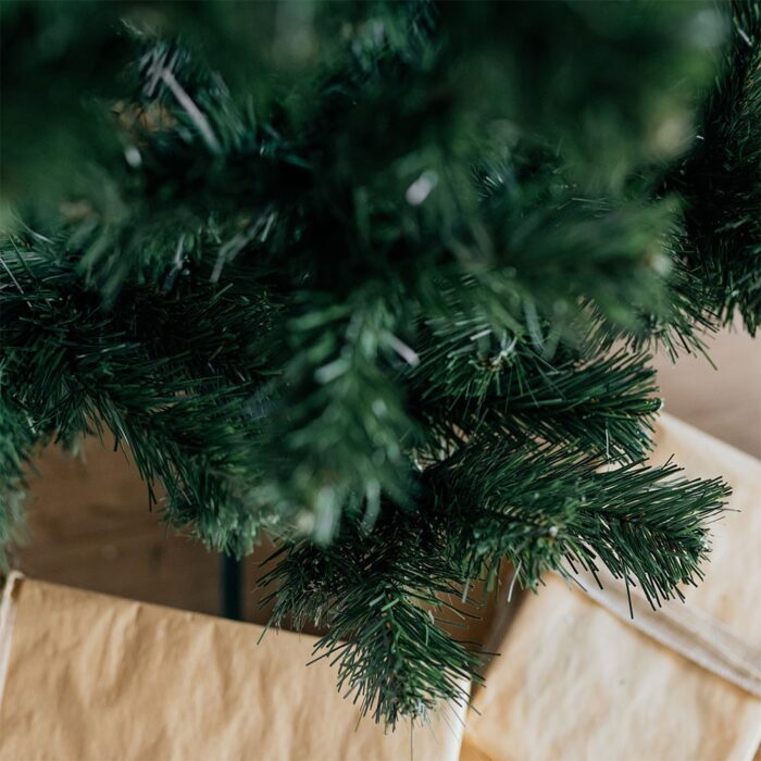 150-cm-dirbtine-kaledu-eglute-baltica-pine-3.jpg 150-cm-dirbtine-kaledu-eglute-baltica-pine-3.jpg