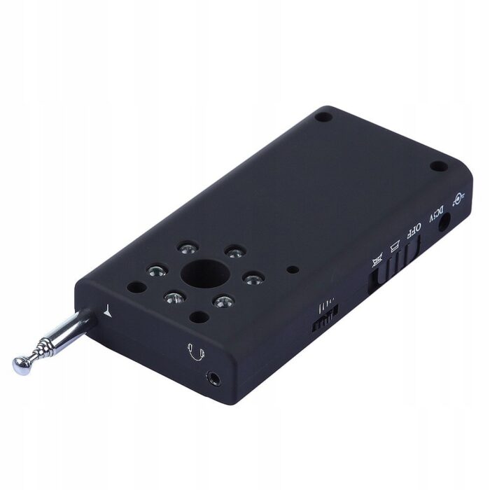 blakiu-detektorius-slaptoms-kameroms-ir-pasiklausymo-blakems-aptikti-3.jpg blakiu-detektorius-slaptoms-kameroms-ir-pasiklausymo-blakems-aptikti-3.jpg