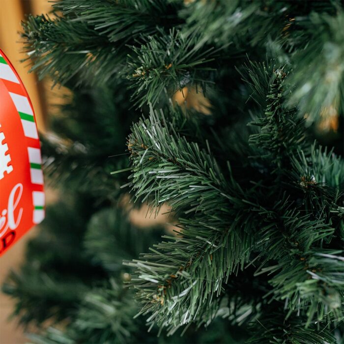 dirbtine-kaledu-eglute-baltica-pine-250-cm-2.jpg dirbtine-kaledu-eglute-baltica-pine-250-cm-2.jpg