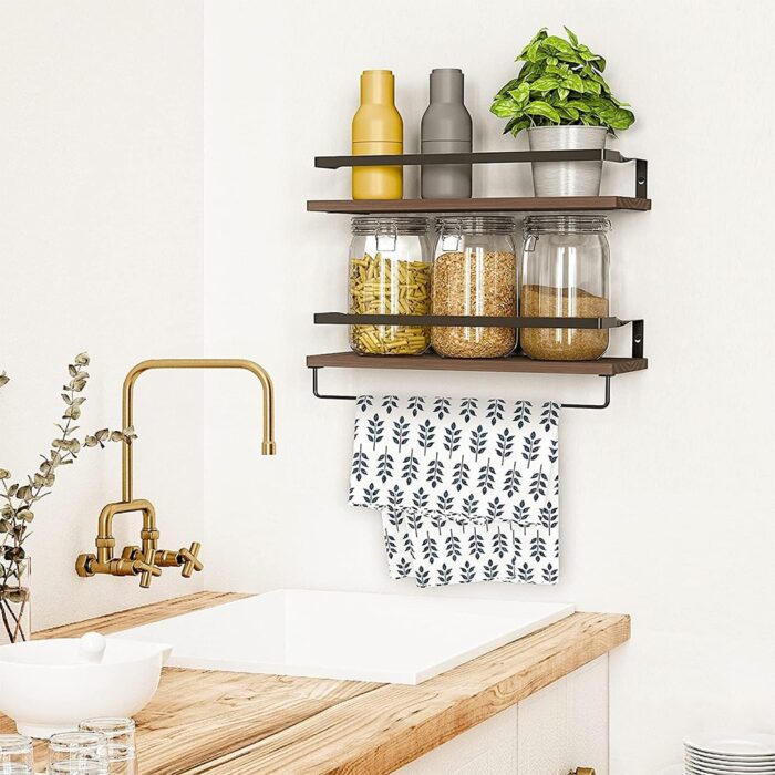 dvieju-daliu-medyne-lentynele-1.jpg dvieju-daliu-medyne-lentynele-1.jpg