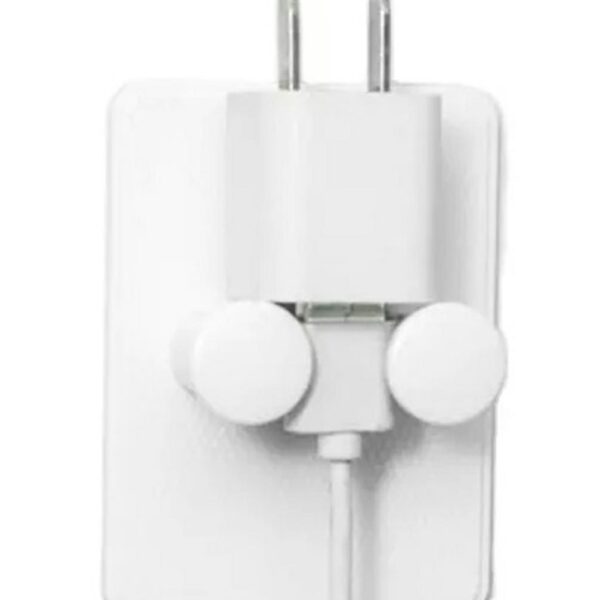 Dvigubas sieninis pakabukas