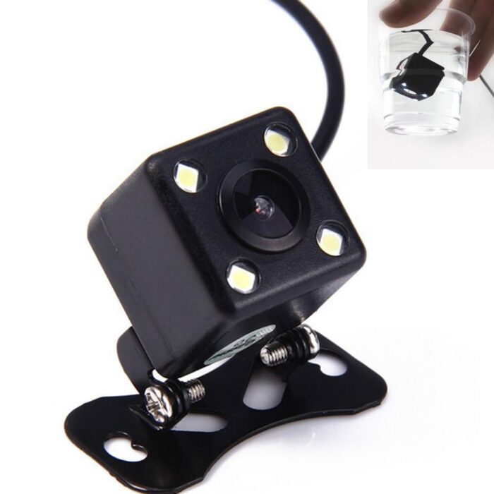 galinio-vaizdo-kamera-su-naktiniu-pasvietimu-2.jpg galinio-vaizdo-kamera-su-naktiniu-pasvietimu-2.jpg