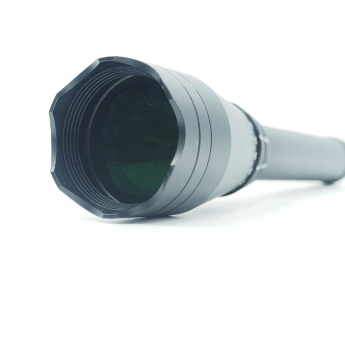 lazerinis-prozektorius-pauksciu-kontrolei-4.jpg lazerinis-prozektorius-pauksciu-kontrolei-4.jpg