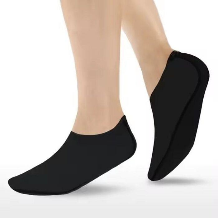 neopreniniai-batai-vaiksciojimui-vandenyje-40-42-3.jpg neopreniniai-batai-vaiksciojimui-vandenyje-40-42-3.jpg