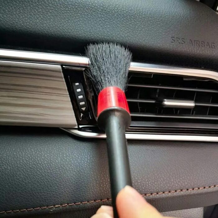 sepeteliu-rinkinys-automobilio-salono-valymui-4.jpg sepeteliu-rinkinys-automobilio-salono-valymui-4.jpg