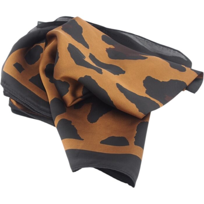 skarele-su-geltonu-geliu-rastu-2.jpg skarele-su-geltonu-geliu-rastu-2.jpg