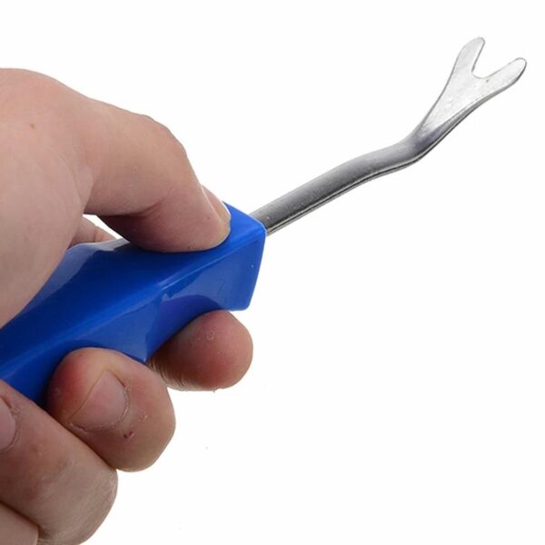 Traukiklis apmušalų kaiščiams