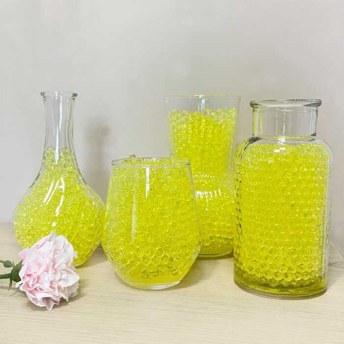 vandens-kamuoliukai-geltoni-4.jpg vandens-kamuoliukai-geltoni-4.jpg