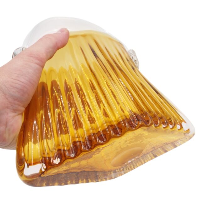 vaza-su-rankenele-2414285-cm-forma-lumo-kolekcija-3.jpg vaza-su-rankenele-2414285-cm-forma-lumo-kolekcija-3.jpg